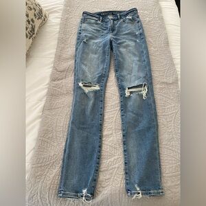American Eagle Distressed Skinny Jean 4 Long /Tall